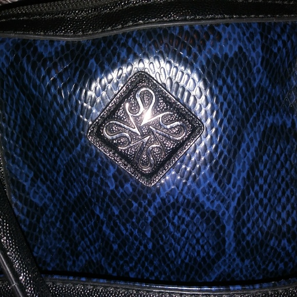 Purse - Picture 2 of 5